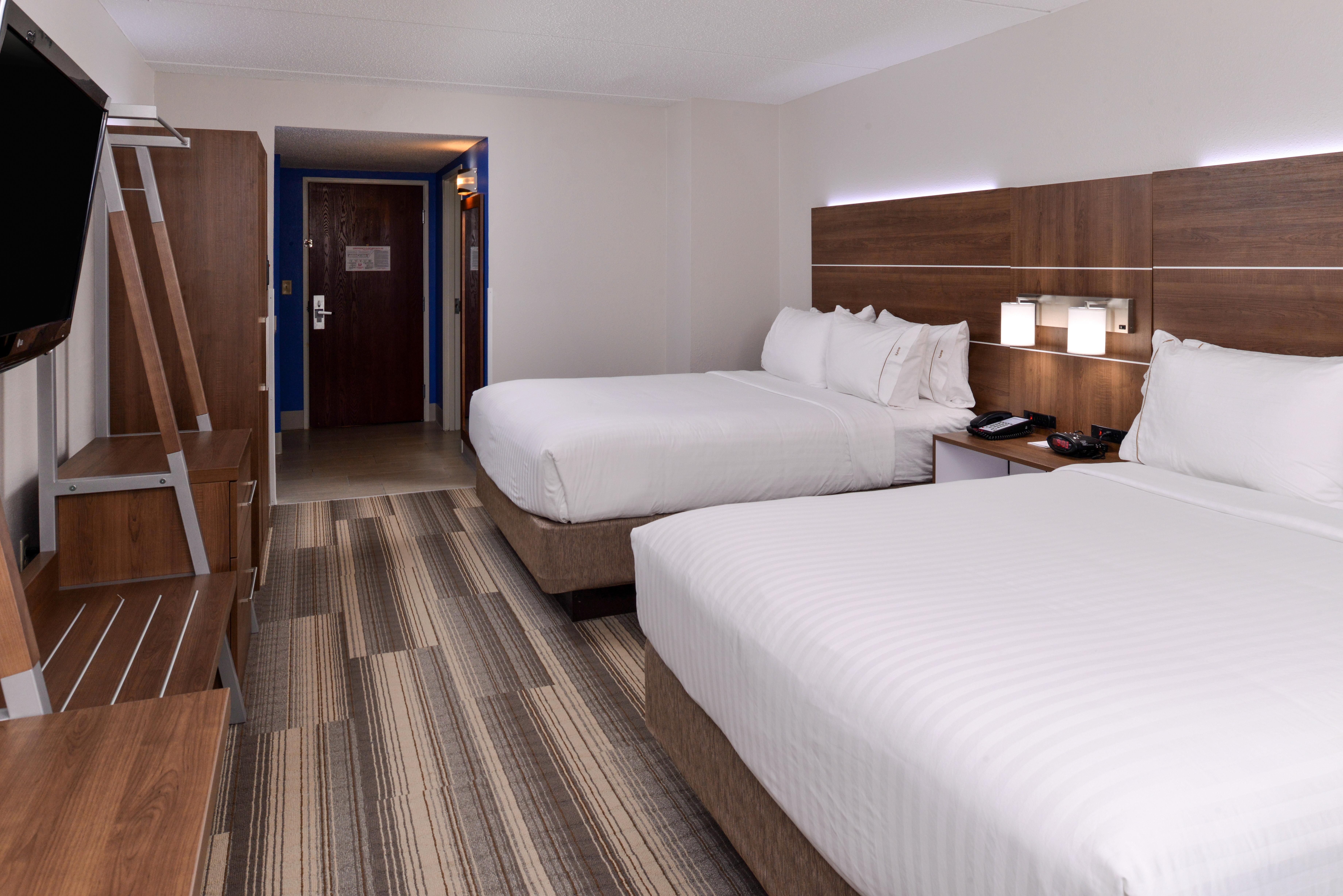 Holiday Inn Express & Suites Raleigh Ne - Medical Ctr Area By Ihg Exterior photo